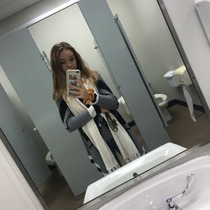 Meet your Posher, Macey